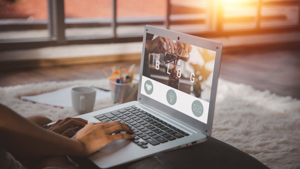 Post Thumbnail - How to Write a Blog Post that People Will Actually Read