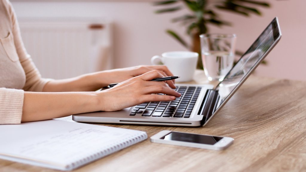 Post Thumbnail - What Exactly is Guest Blogging?