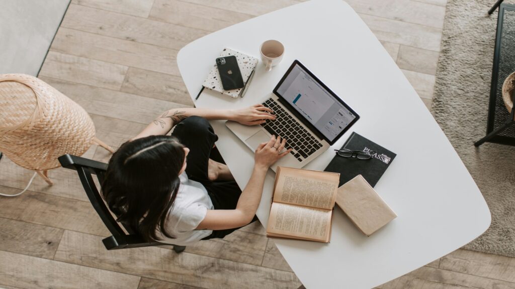 Post Thumbnail - What Is Guest Posting for SEO?